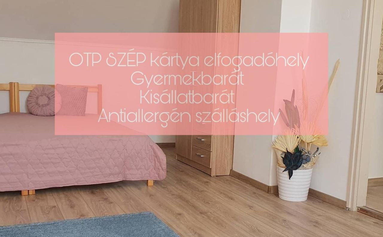 Pinkoczi Apartmanhaz Appartement Balatonalmádi Buitenkant foto